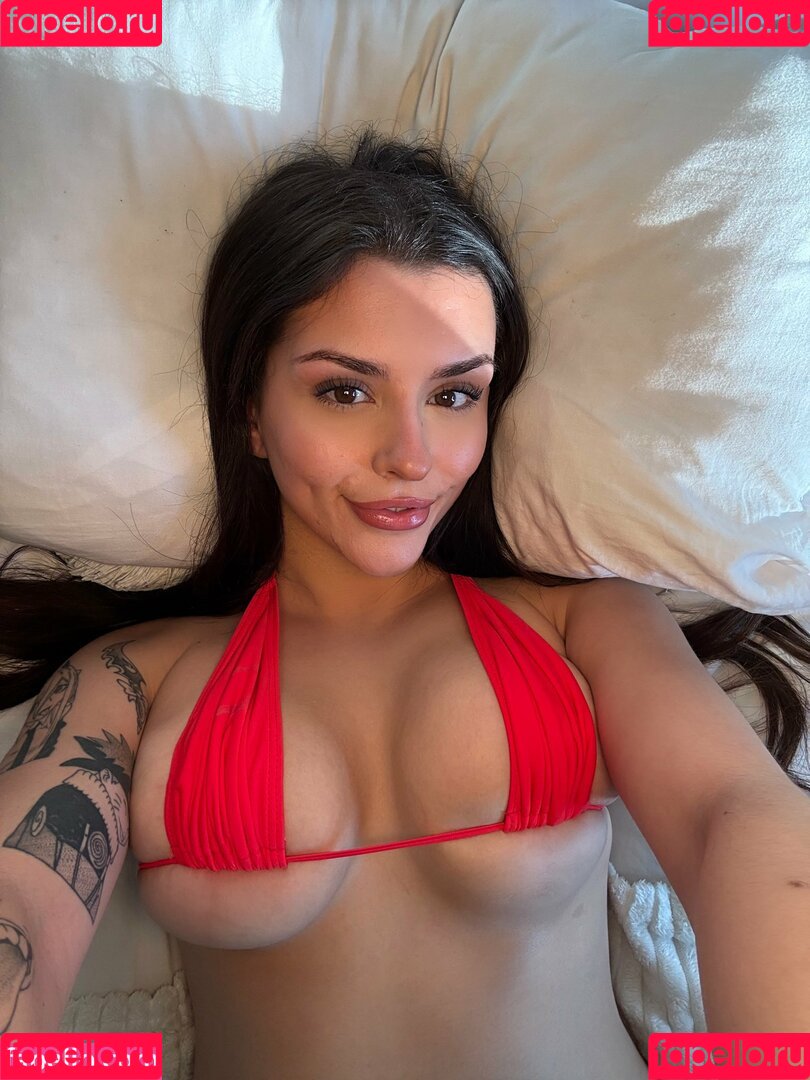 laurawaifuu Onlyfans Photo Gallery 