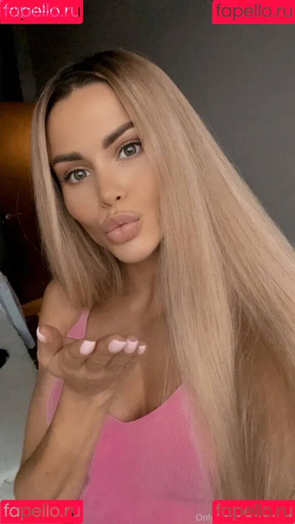 Anastasiya Timonina Onlyfans Photo Gallery 