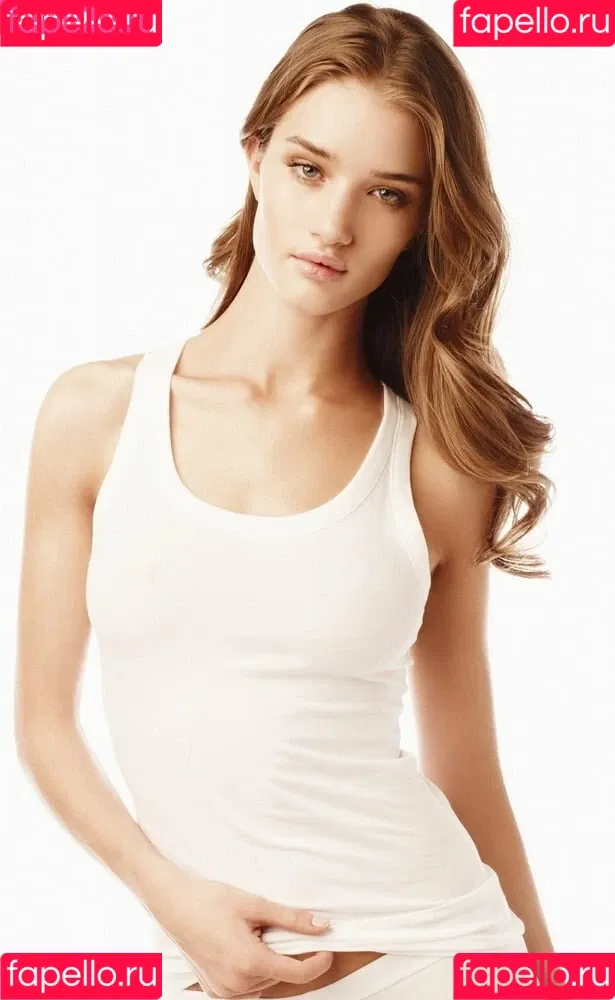 Rosie Huntington-Whiteley Onlyfans Photo Gallery 