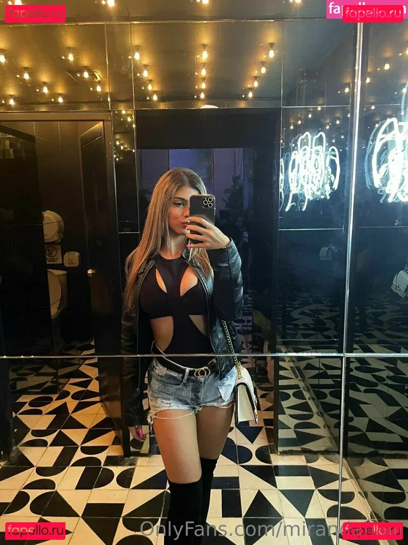 mirandahalil Onlyfans Photo Gallery 