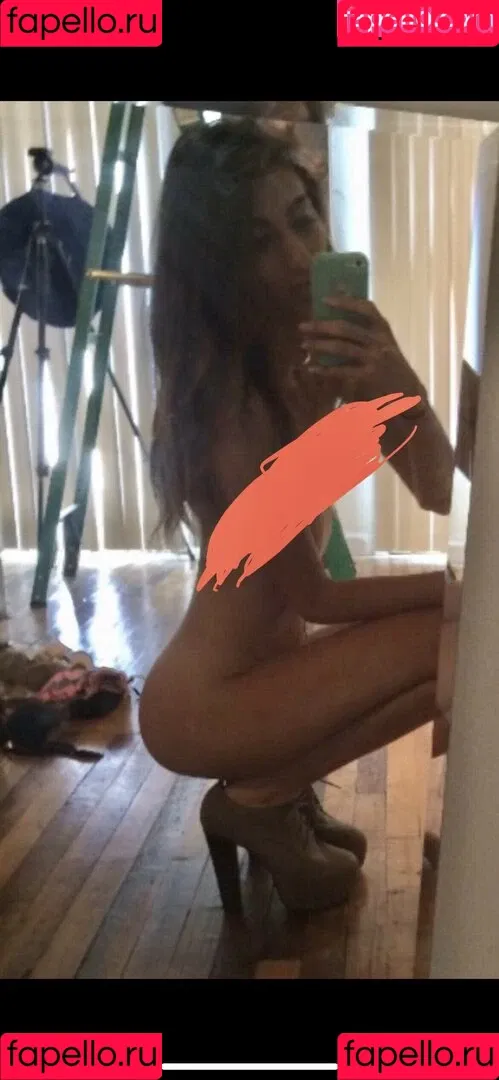 Antoinette Cuccia Onlyfans Photo Gallery 