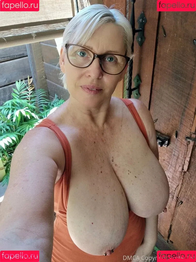 sexymatureaussielady Onlyfans Photo Gallery 