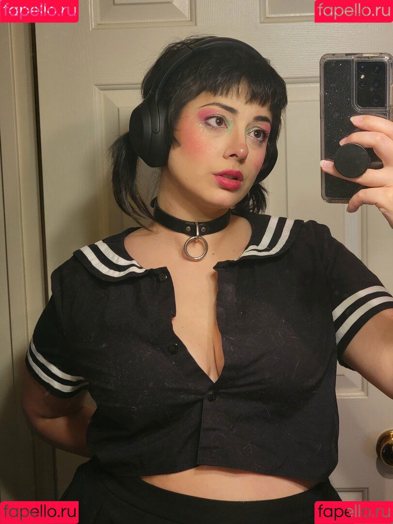 GlitchBun Onlyfans Photo Gallery 