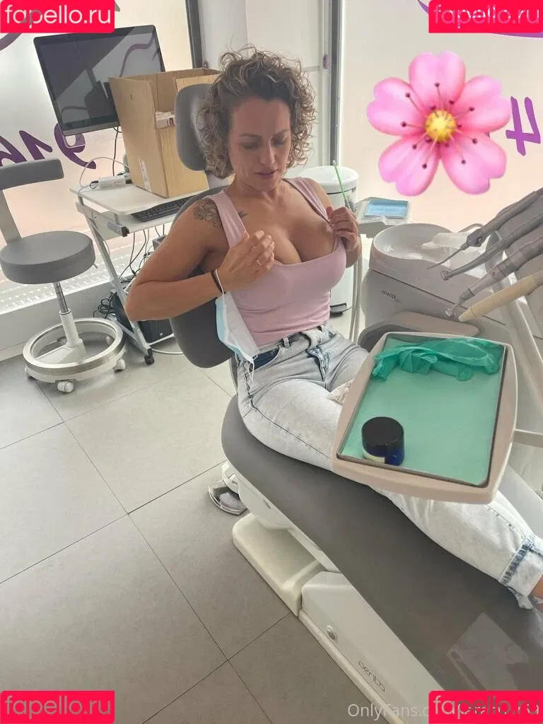 lara_cruz30 Onlyfans Photo Gallery 
