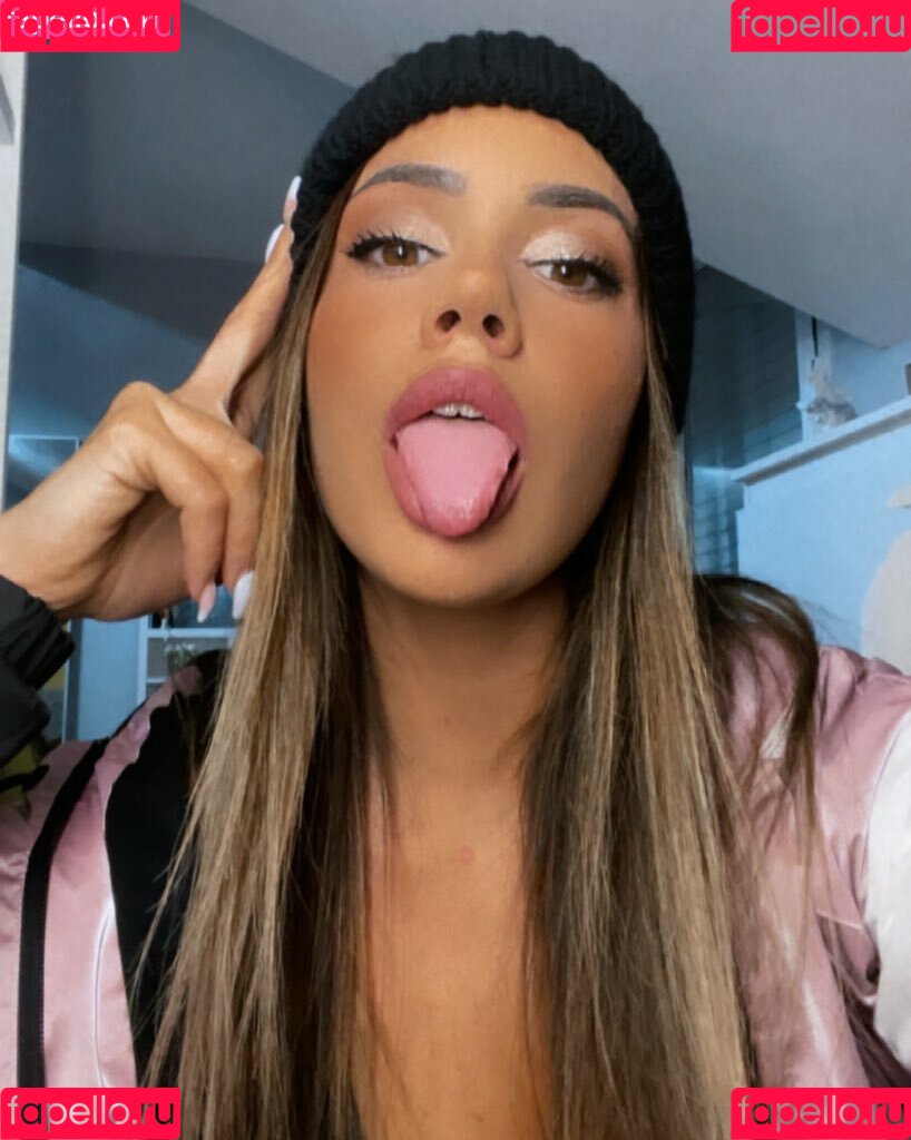 lara_cruz30 Onlyfans Photo Gallery 