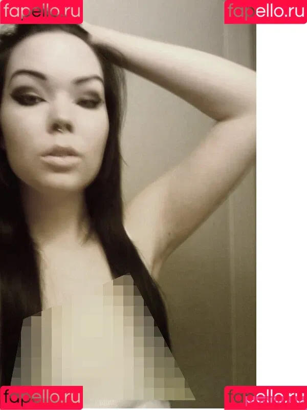 Suzy Berhow Onlyfans Photo Gallery 