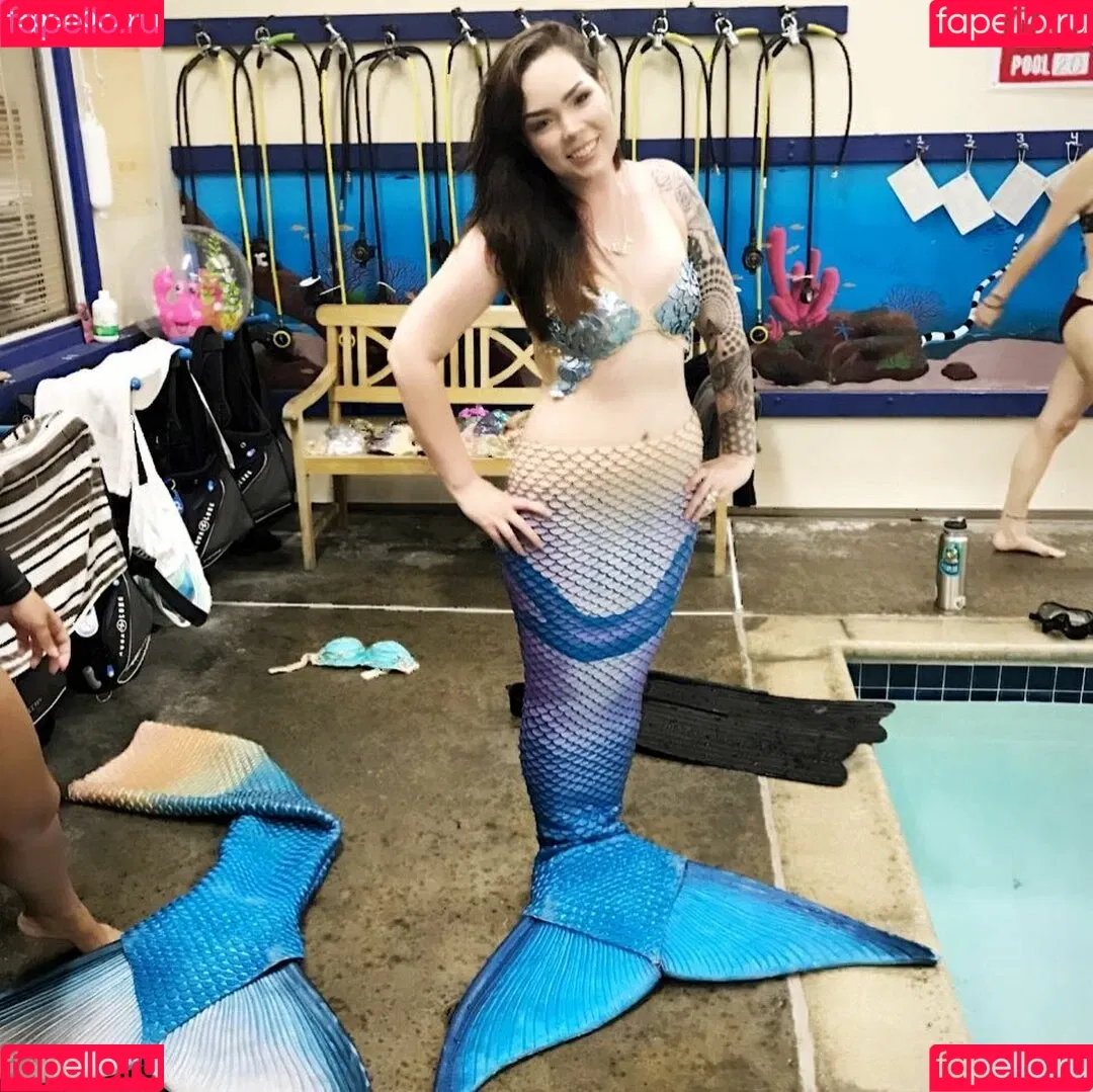 Suzy Berhow Onlyfans Photo Gallery 