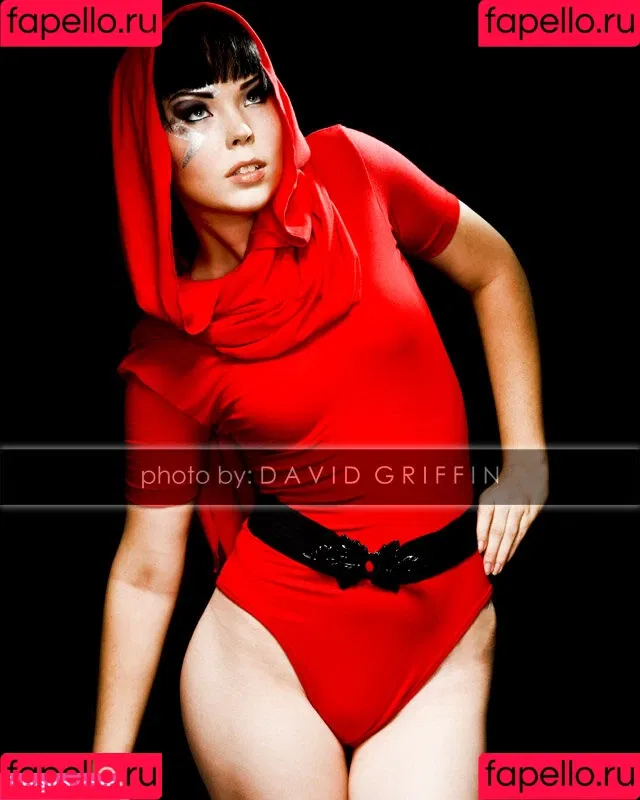 Suzy Berhow Onlyfans Photo Gallery 