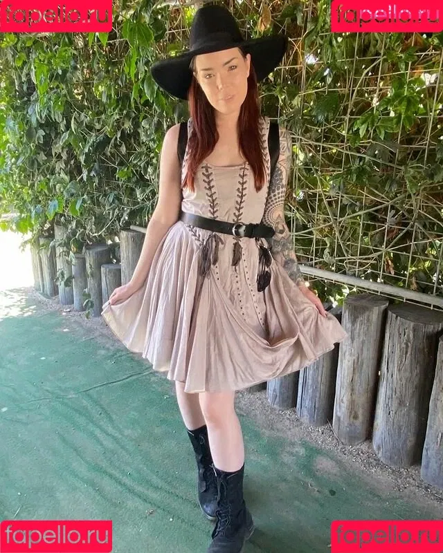 Suzy Berhow Onlyfans Photo Gallery 