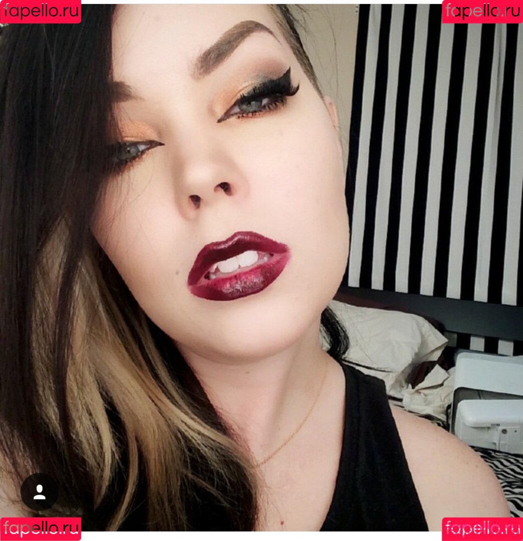 Suzy Berhow Onlyfans Photo Gallery 