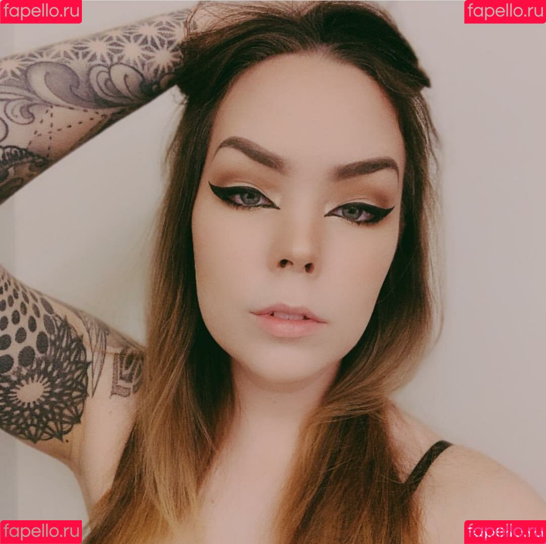 Suzy Berhow Onlyfans Photo Gallery 