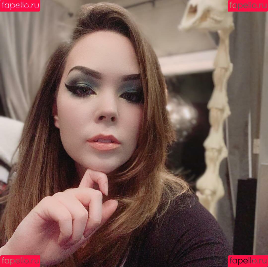 Suzy Berhow Onlyfans Photo Gallery 