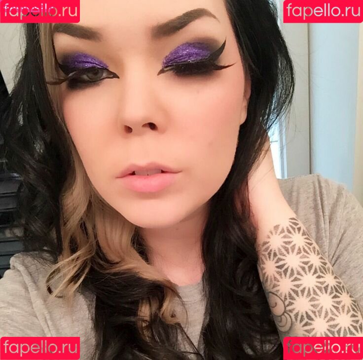 Suzy Berhow Onlyfans Photo Gallery 