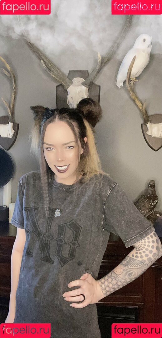 Suzy Berhow Onlyfans Photo Gallery 