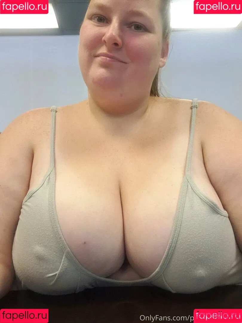 princess_bigtits Onlyfans Photo Gallery 