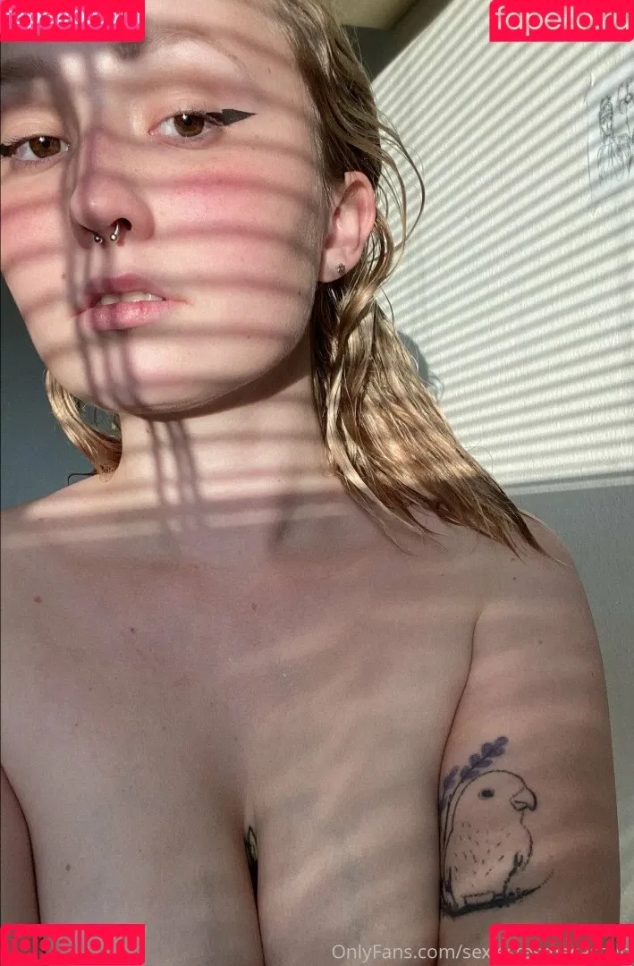 Esme Castillo Onlyfans Photo Gallery 