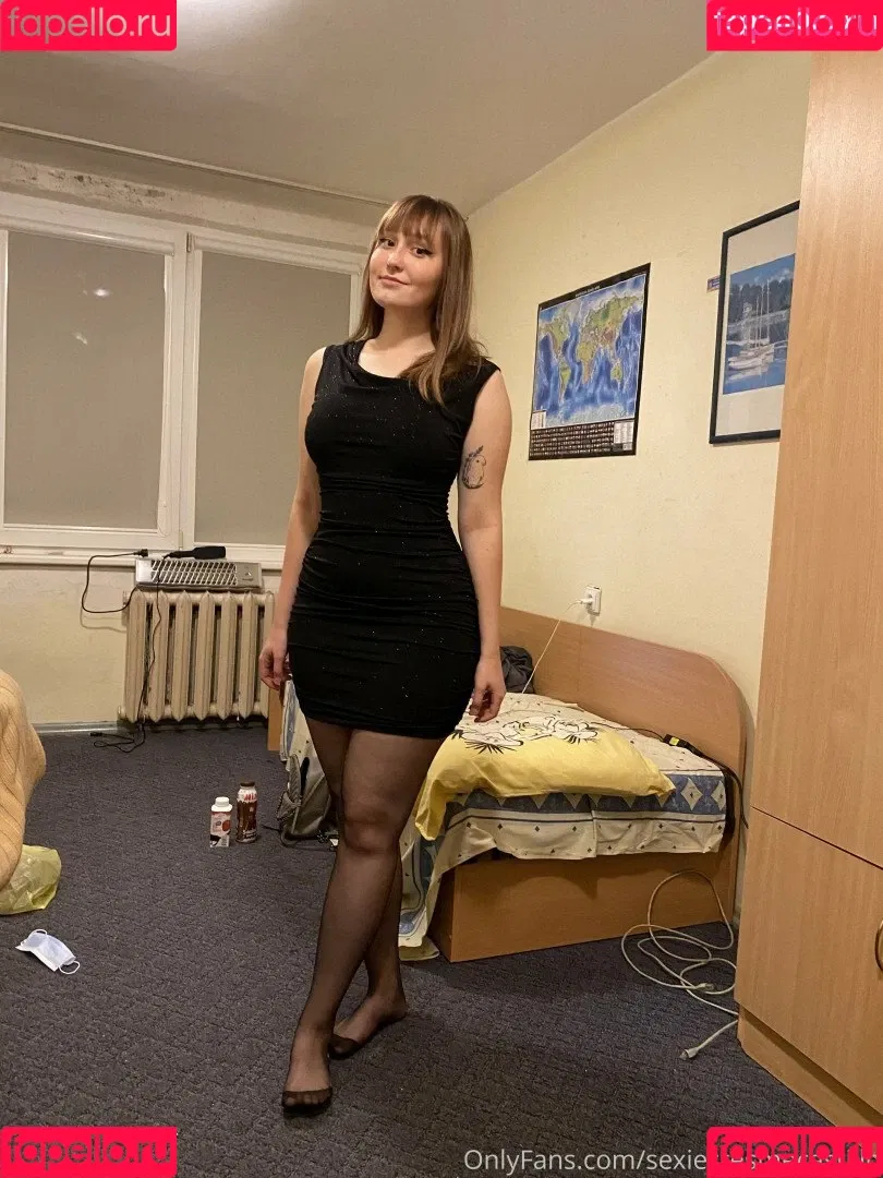 Esme Castillo Onlyfans Photo Gallery 