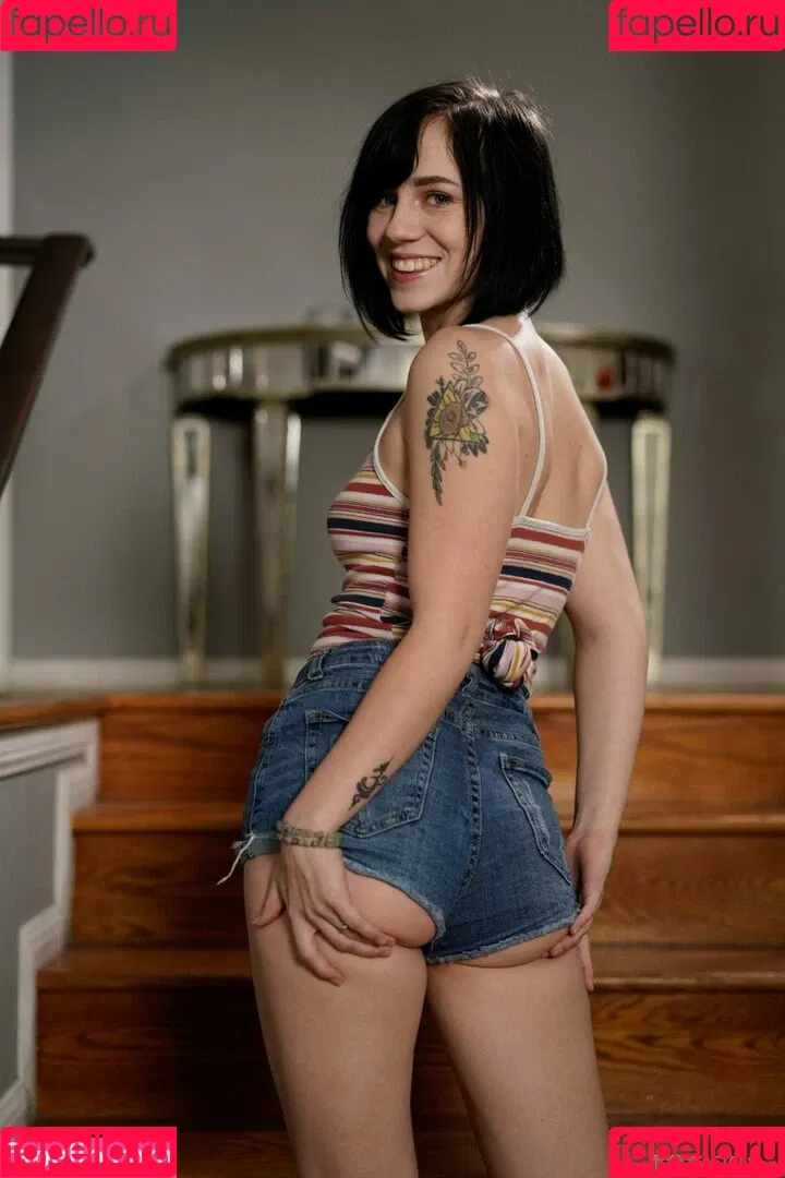 Remi Jones Onlyfans Photo Gallery 
