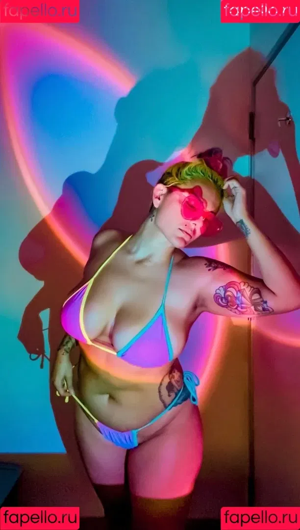 TheZombiUnicorn Onlyfans Photo Gallery 