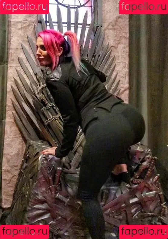 TheZombiUnicorn Onlyfans Photo Gallery 