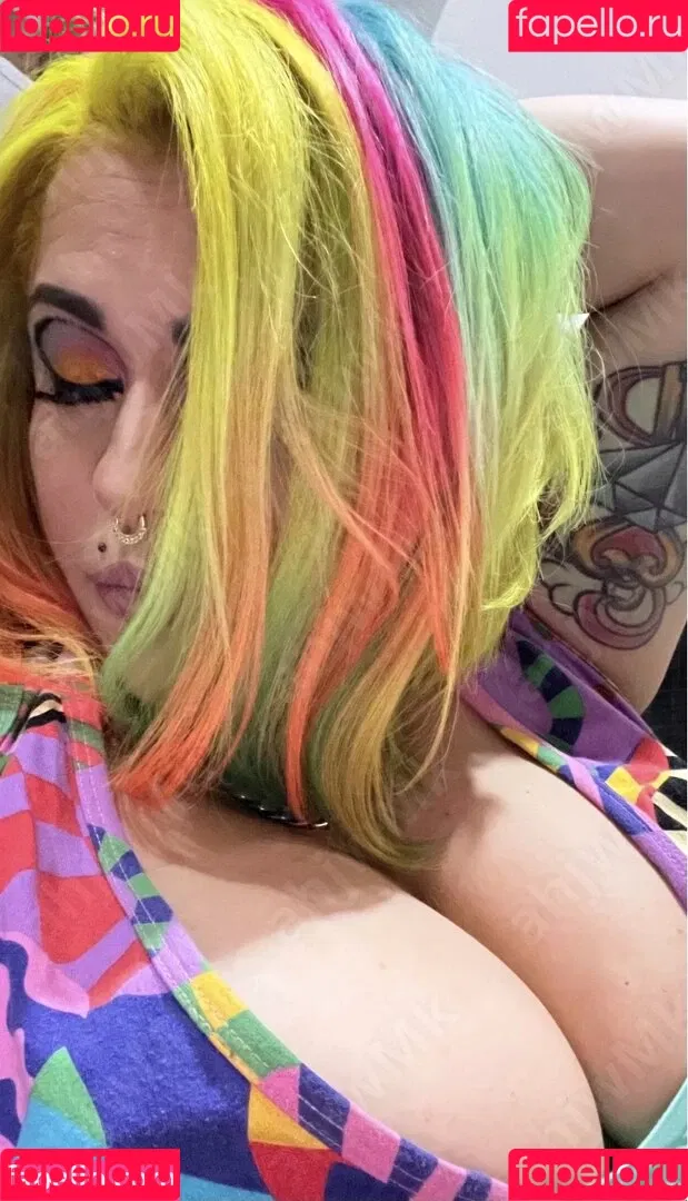 TheZombiUnicorn Onlyfans Photo Gallery 