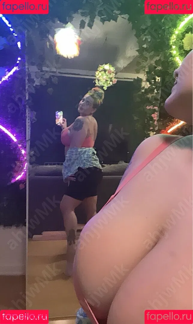 TheZombiUnicorn Onlyfans Photo Gallery 