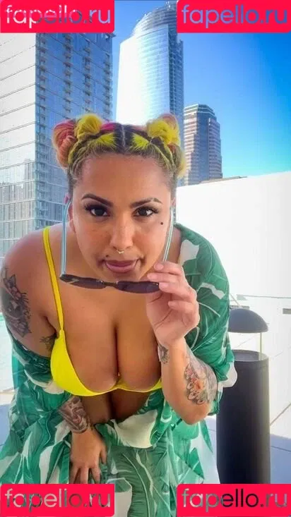 TheZombiUnicorn Onlyfans Photo Gallery 