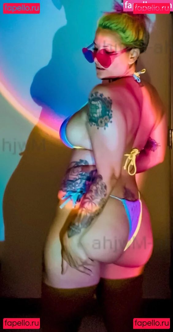 TheZombiUnicorn Onlyfans Photo Gallery 