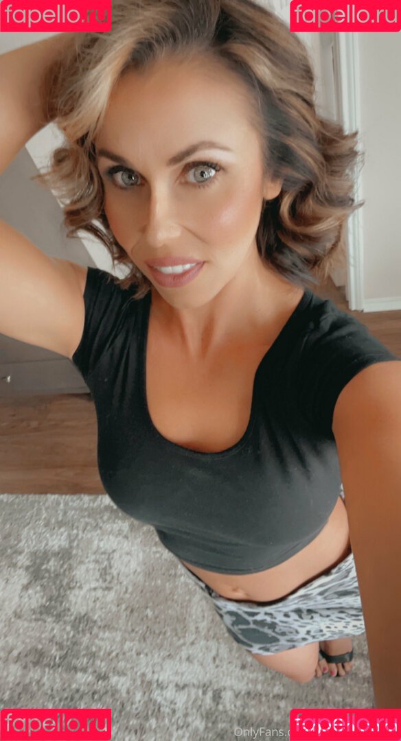 ulauryn_gemini Onlyfans Photo Gallery 