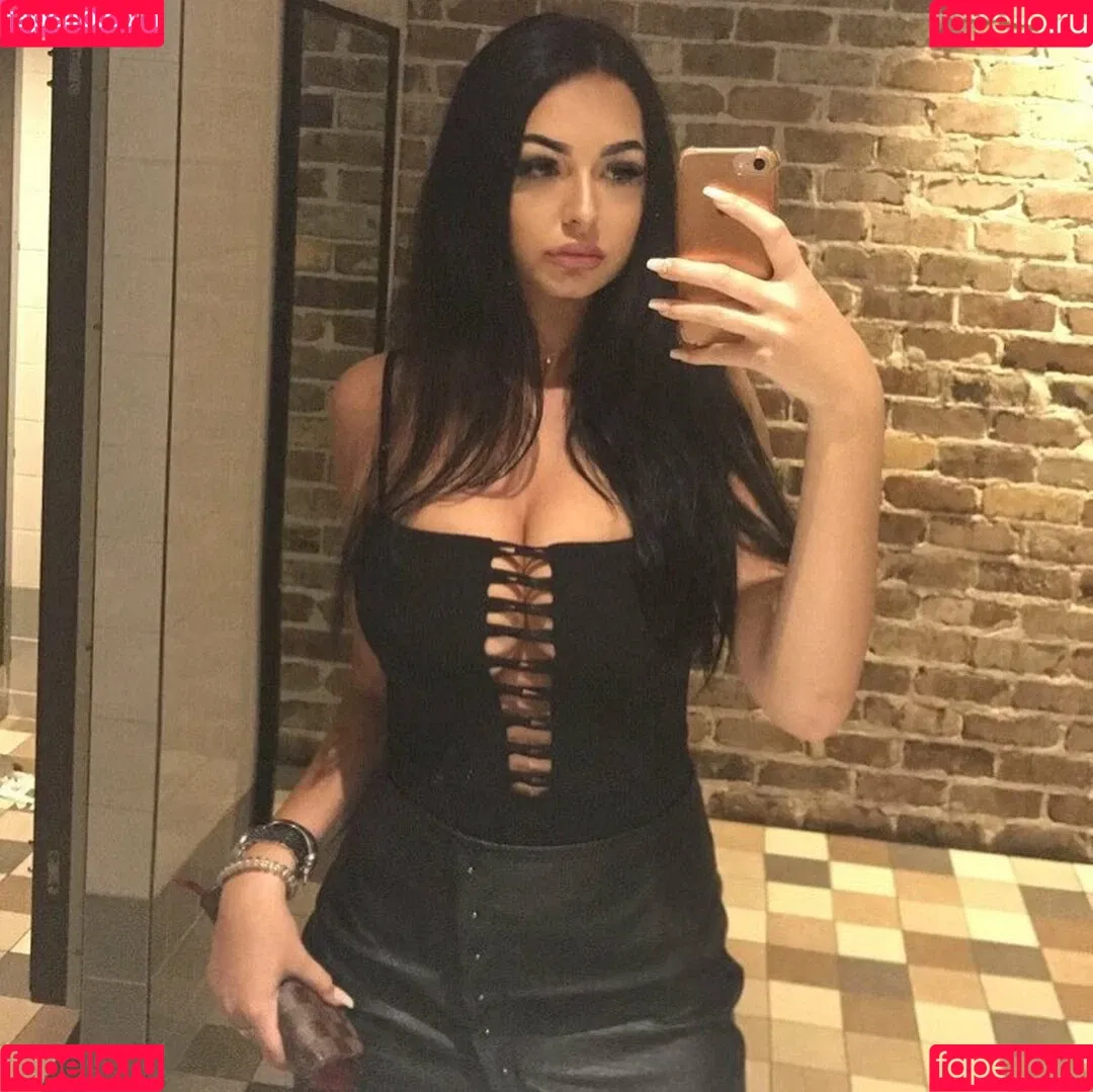 Anna Paul Onlyfans Photo Gallery 