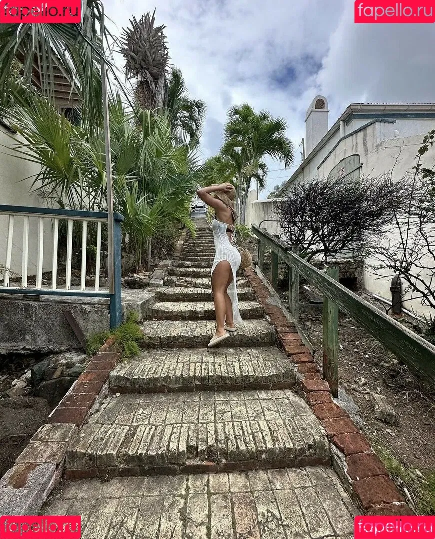 Corina_907 Onlyfans Photo Gallery 