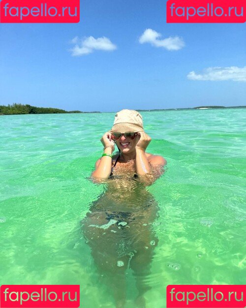 Corina_907 Onlyfans Photo Gallery 