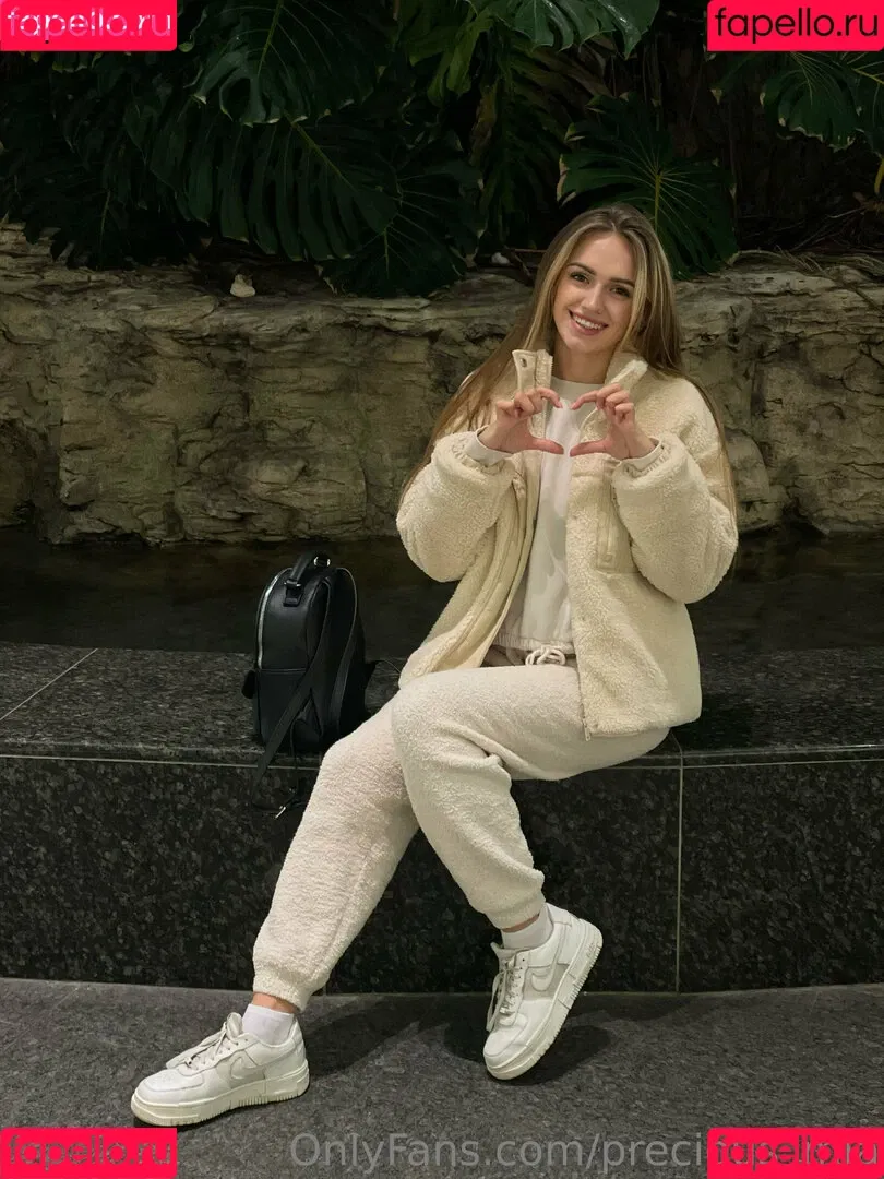 precious_mia Onlyfans Photo Gallery 