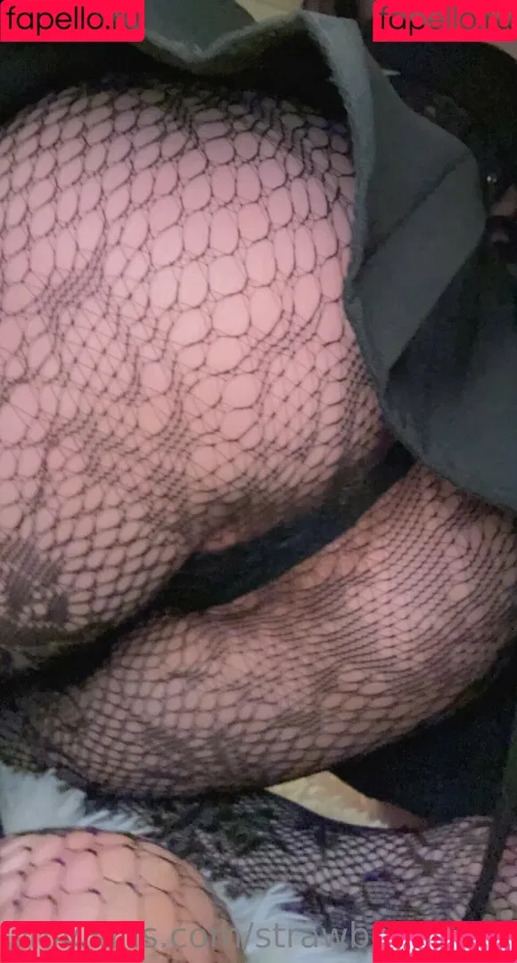 Strawberrymillk Onlyfans Photo Gallery 