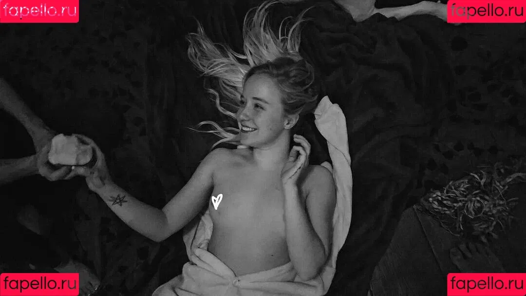 Faerie Onlyfans Photo Gallery 