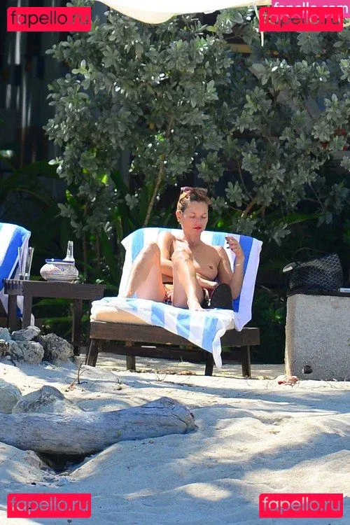 Kate Moss Onlyfans Photo Gallery 