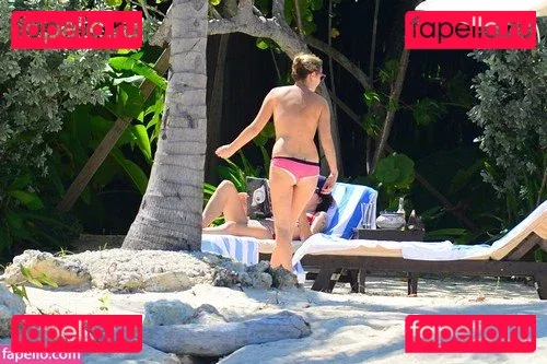 Kate Moss Onlyfans Photo Gallery 