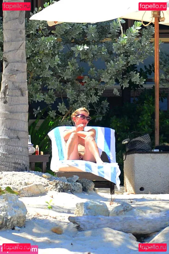 Kate Moss Onlyfans Photo Gallery 