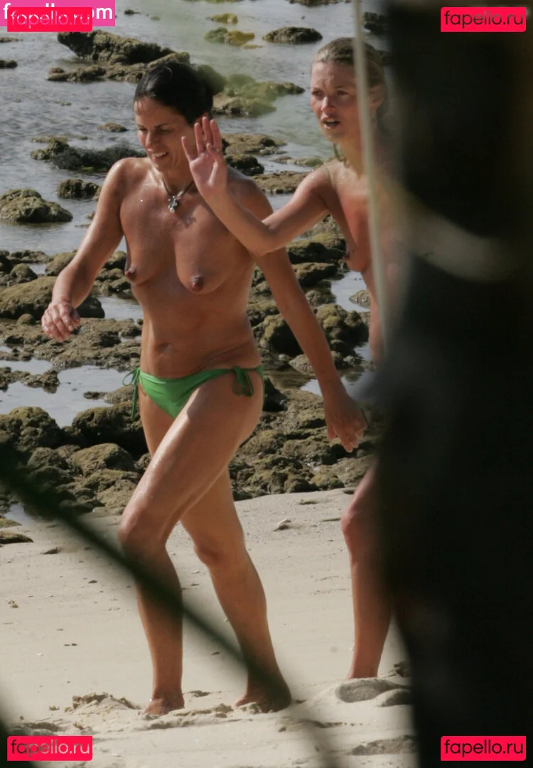 Kate Moss Onlyfans Photo Gallery 