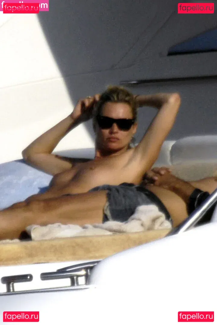 Kate Moss Onlyfans Photo Gallery 