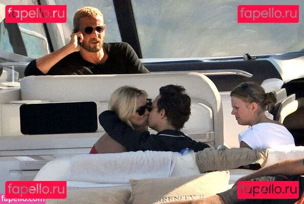 Kate Moss Onlyfans Photo Gallery 