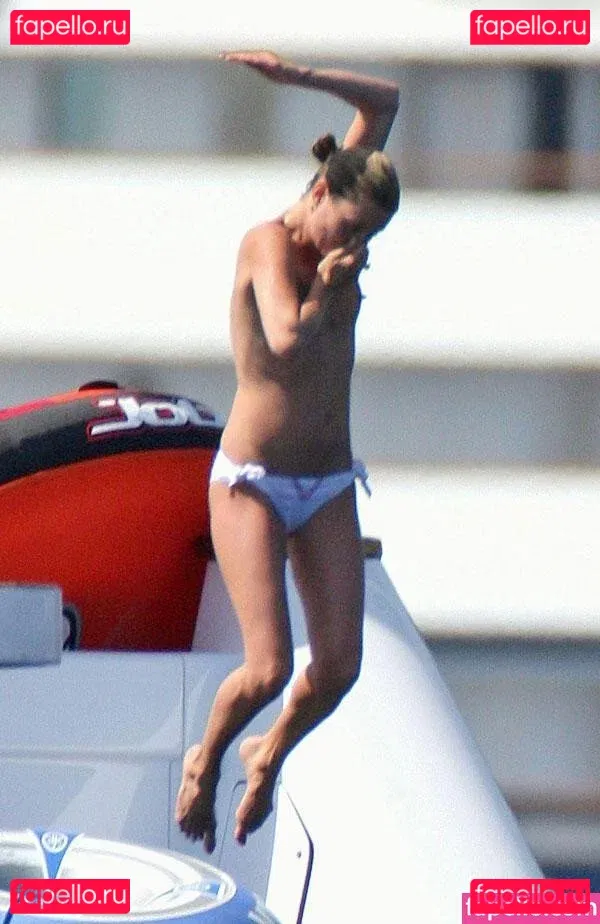 Kate Moss Onlyfans Photo Gallery 