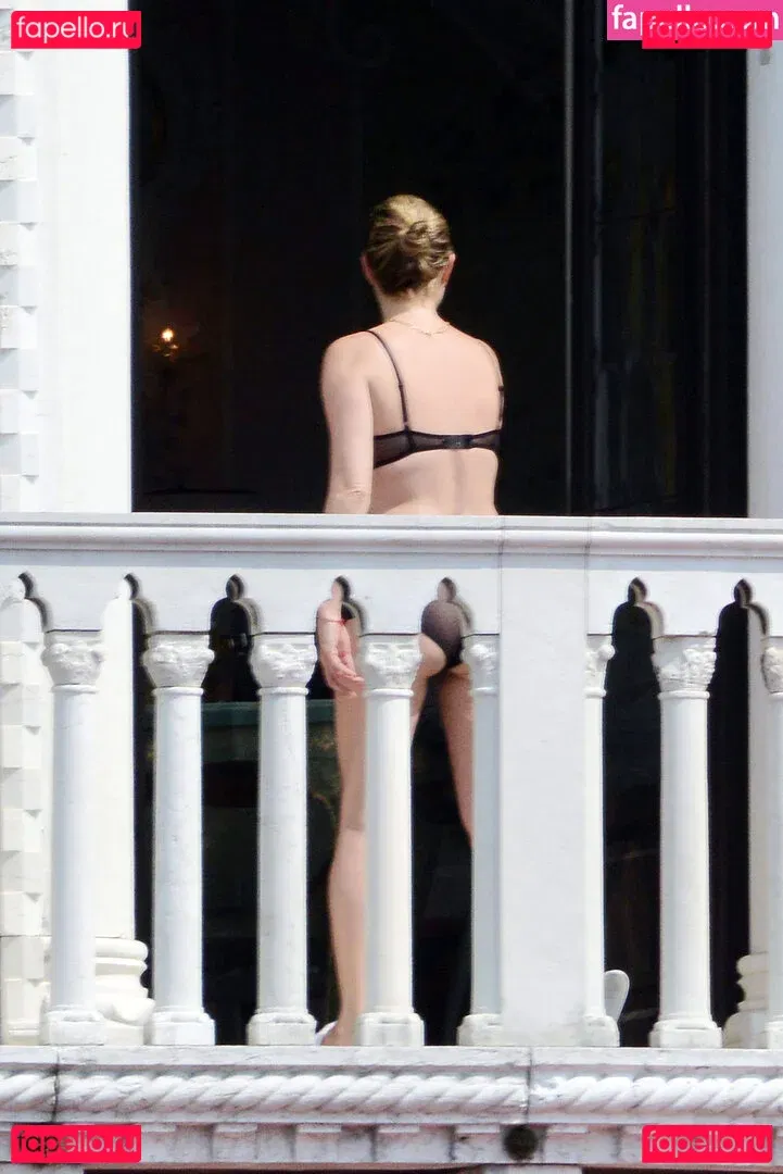 Kate Moss Onlyfans Photo Gallery 