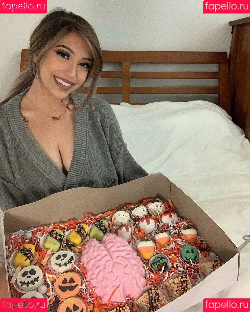 Try Channel Girls Onlyfans Photo Gallery 