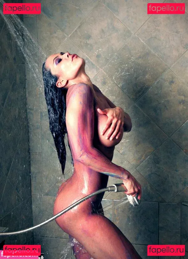 Dina Al-sabah Onlyfans Photo Gallery 