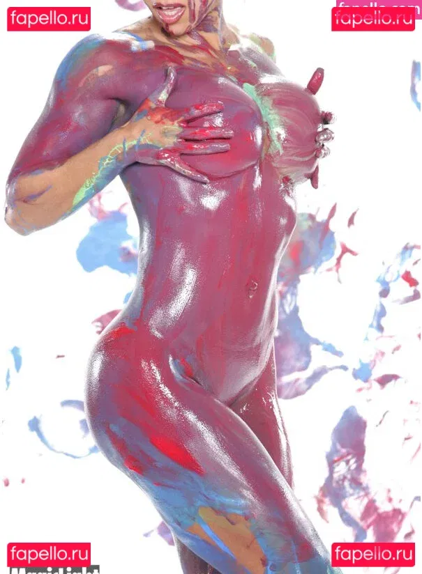 Dina Al-sabah Onlyfans Photo Gallery 