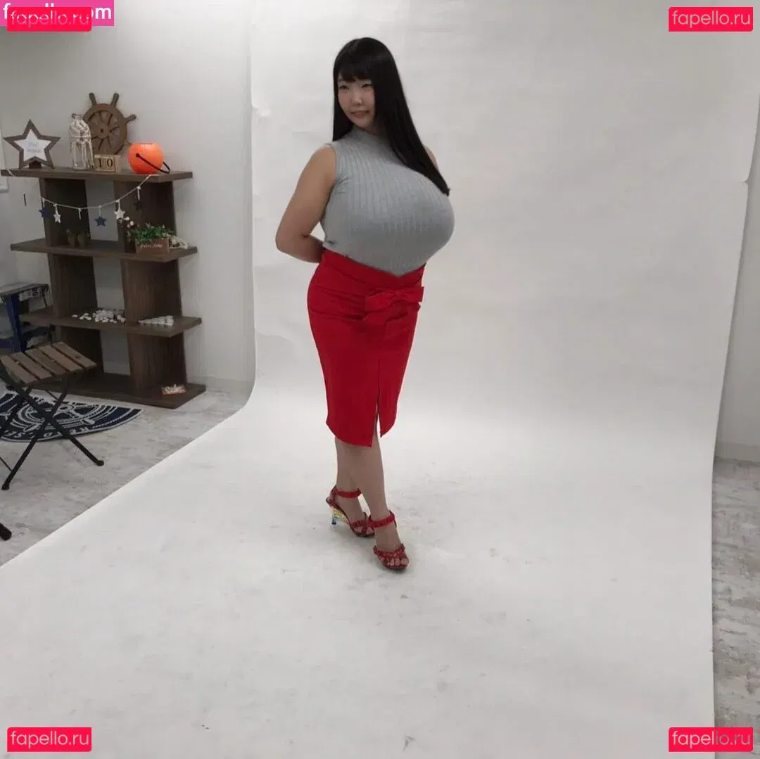 momomomose Onlyfans Photo Gallery 