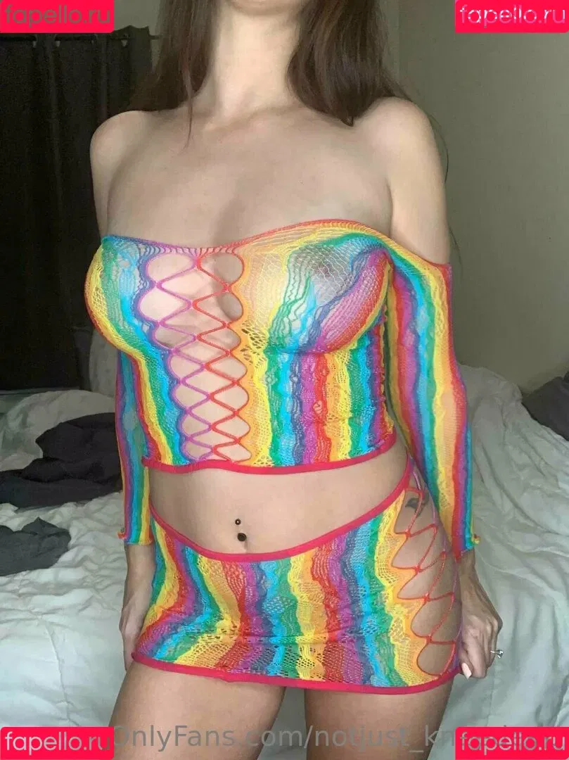 notjust_kneedeep Onlyfans Photo Gallery 