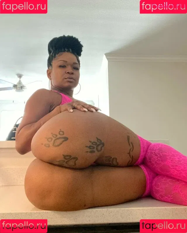 Diamond Monroe Onlyfans Photo Gallery 