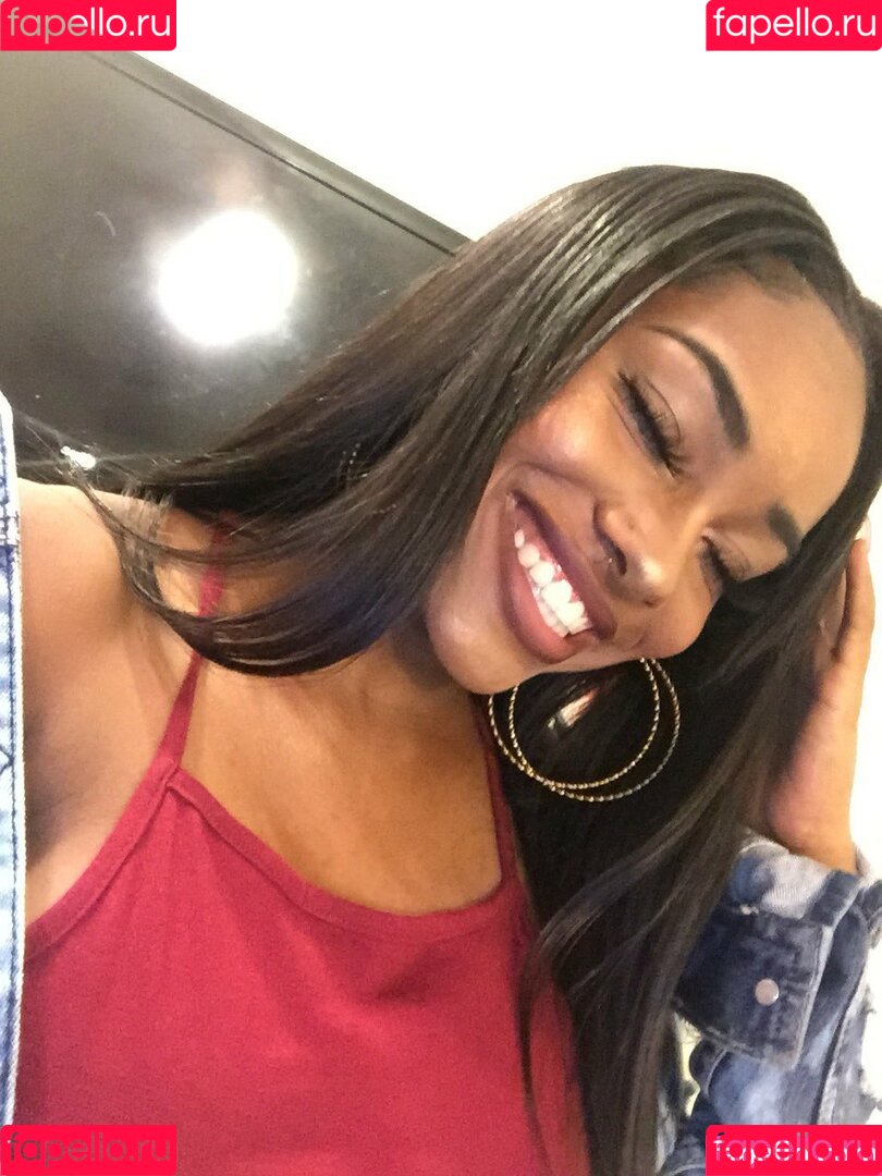 Ogleahswanky Onlyfans Photo Gallery 